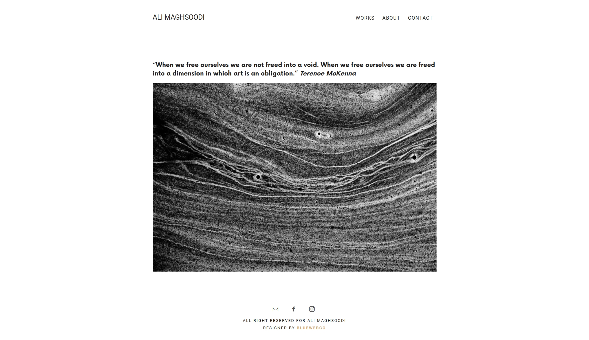 طراحی سایت شخصی و مینیمال استاد مقصودی